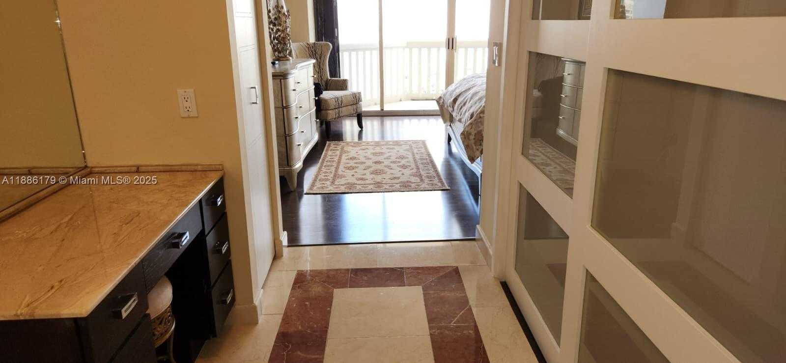 Small Image of 2000 ISLAND BLVD #2605, Aventura Number 3