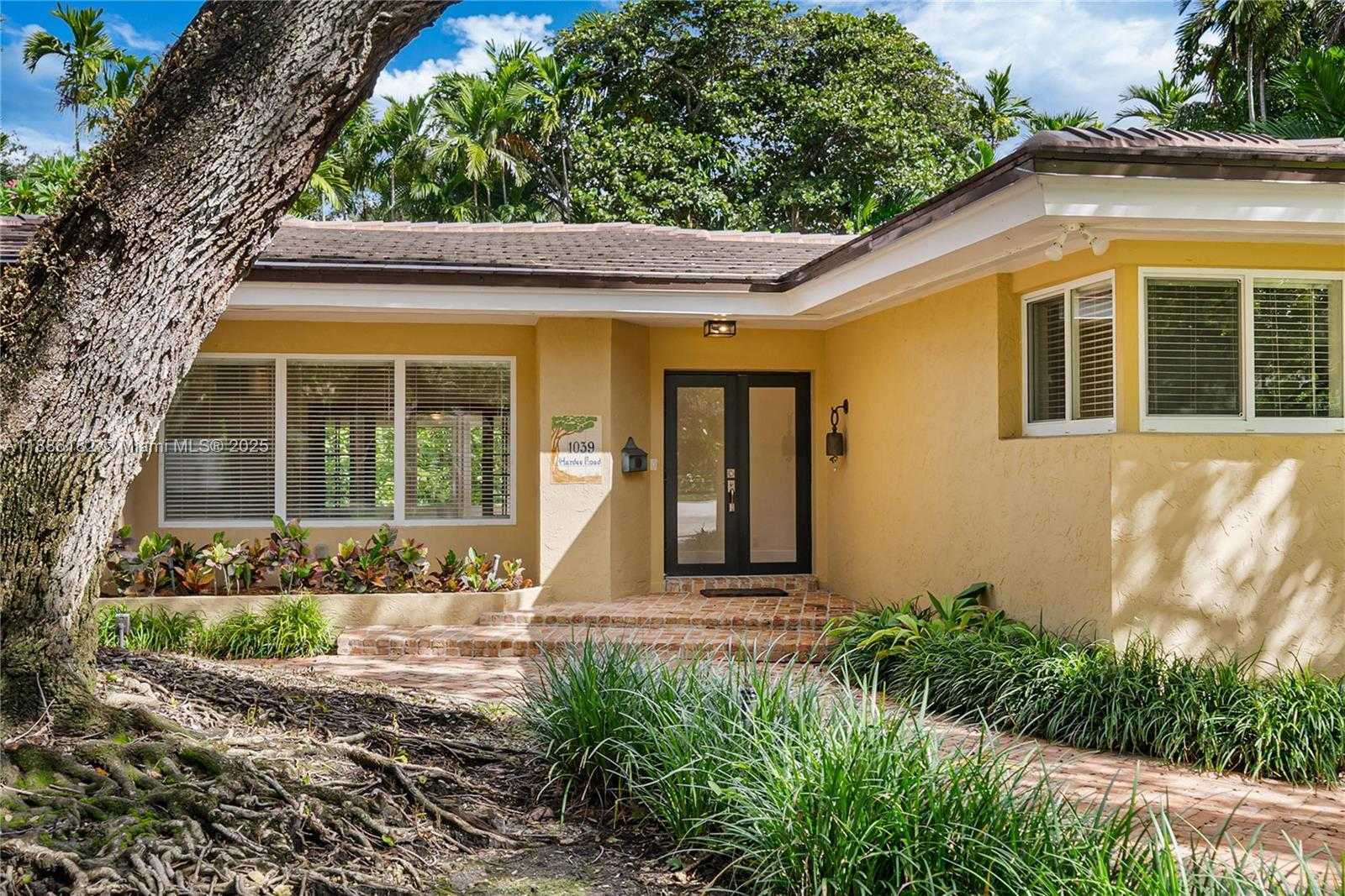Small Image of 1039 HARDEE RD #1039, Coral Gables Number 2