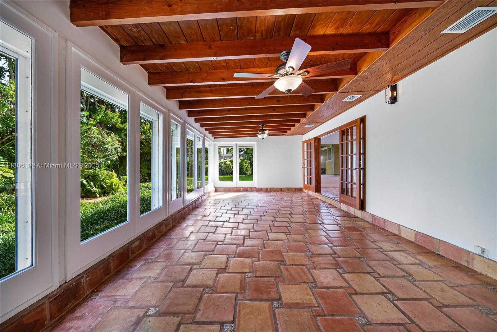 Small Image of 1039 HARDEE RD #1039, Coral Gables Number 22