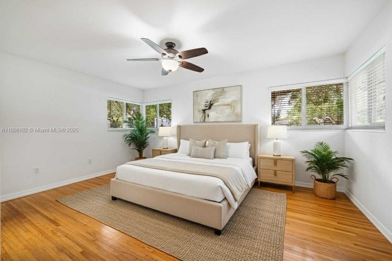 Small Image of 1039 HARDEE RD #1039, Coral Gables Number 25
