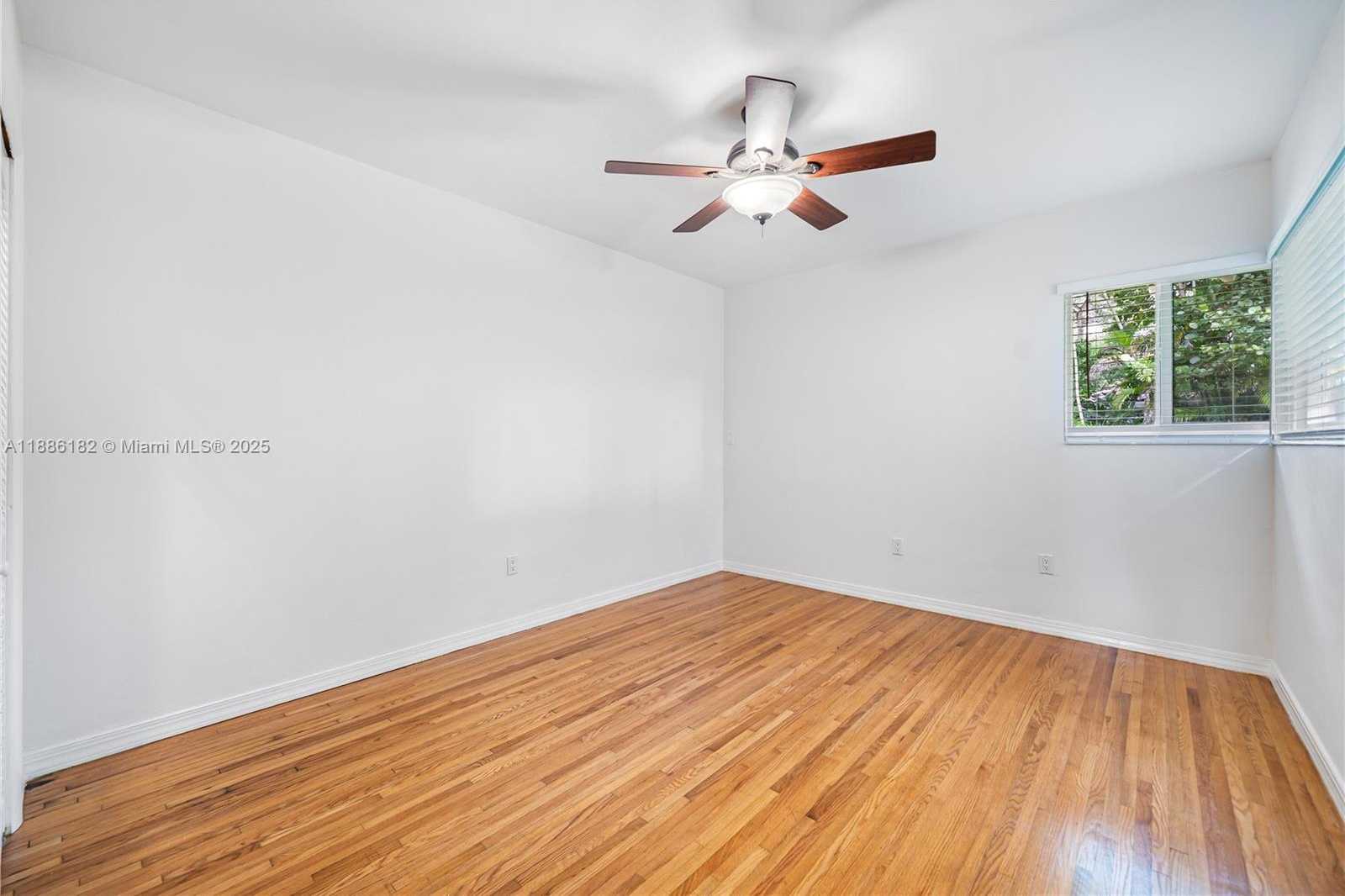 Small Image of 1039 HARDEE RD #1039, Coral Gables Number 30