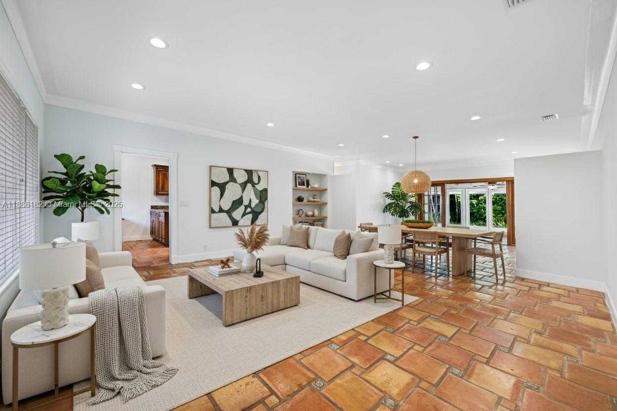 Small Image of 1039 HARDEE RD #1039, Coral Gables Number 8