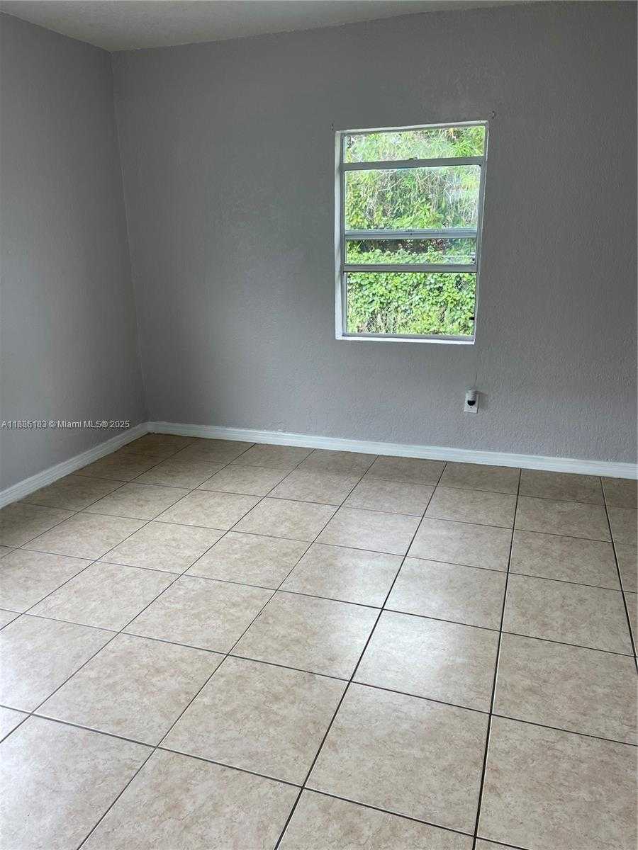 Small Image of 135 NORTH EAST 80TH TER #C, Miami Number 3