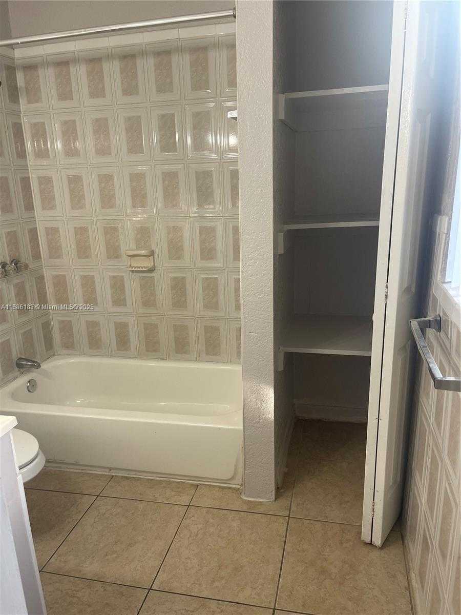 Small Image of 135 NORTH EAST 80TH TER #C, Miami Number 9