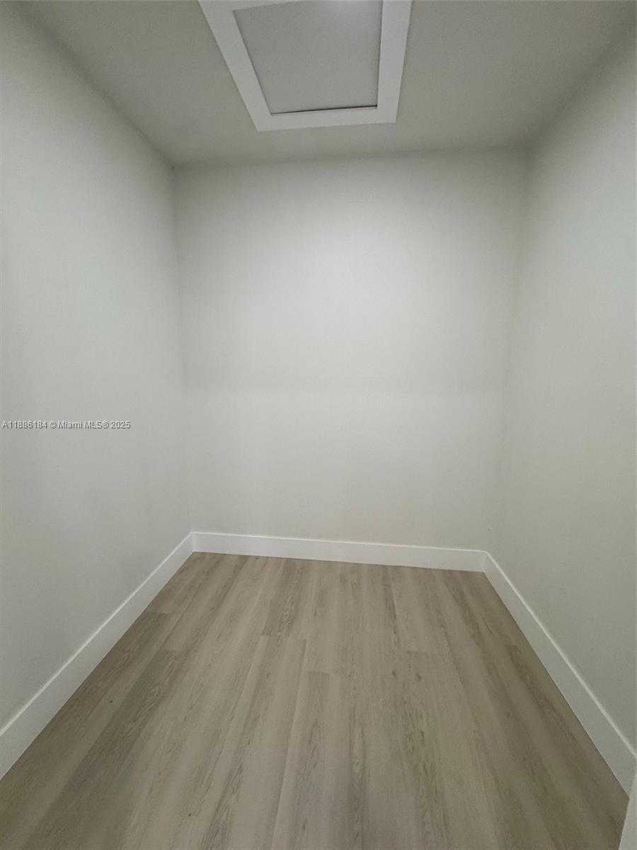 Small Image of 6566 2nd Ct, Hialeah, FL 33012, USA Number 14