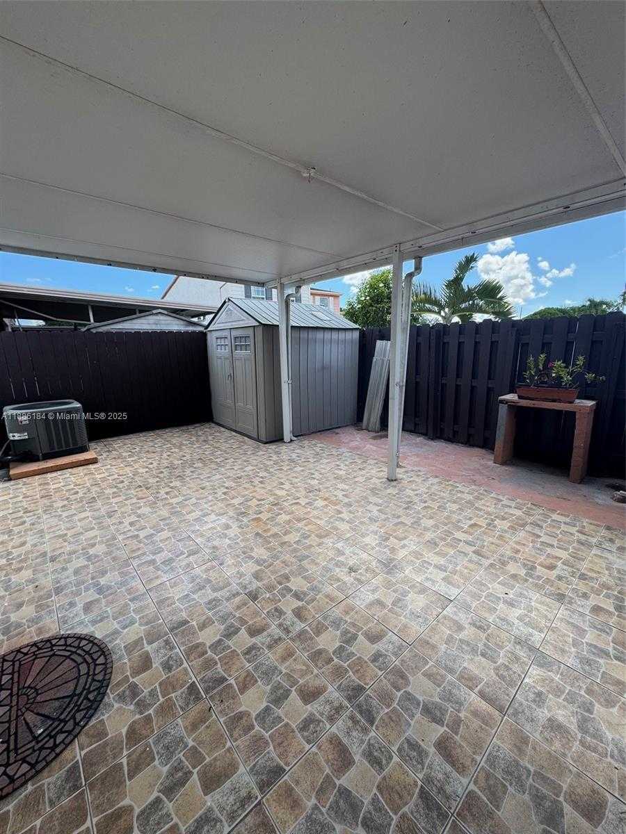 Small Image of 6566 2nd Ct, Hialeah, FL 33012, USA Number 22