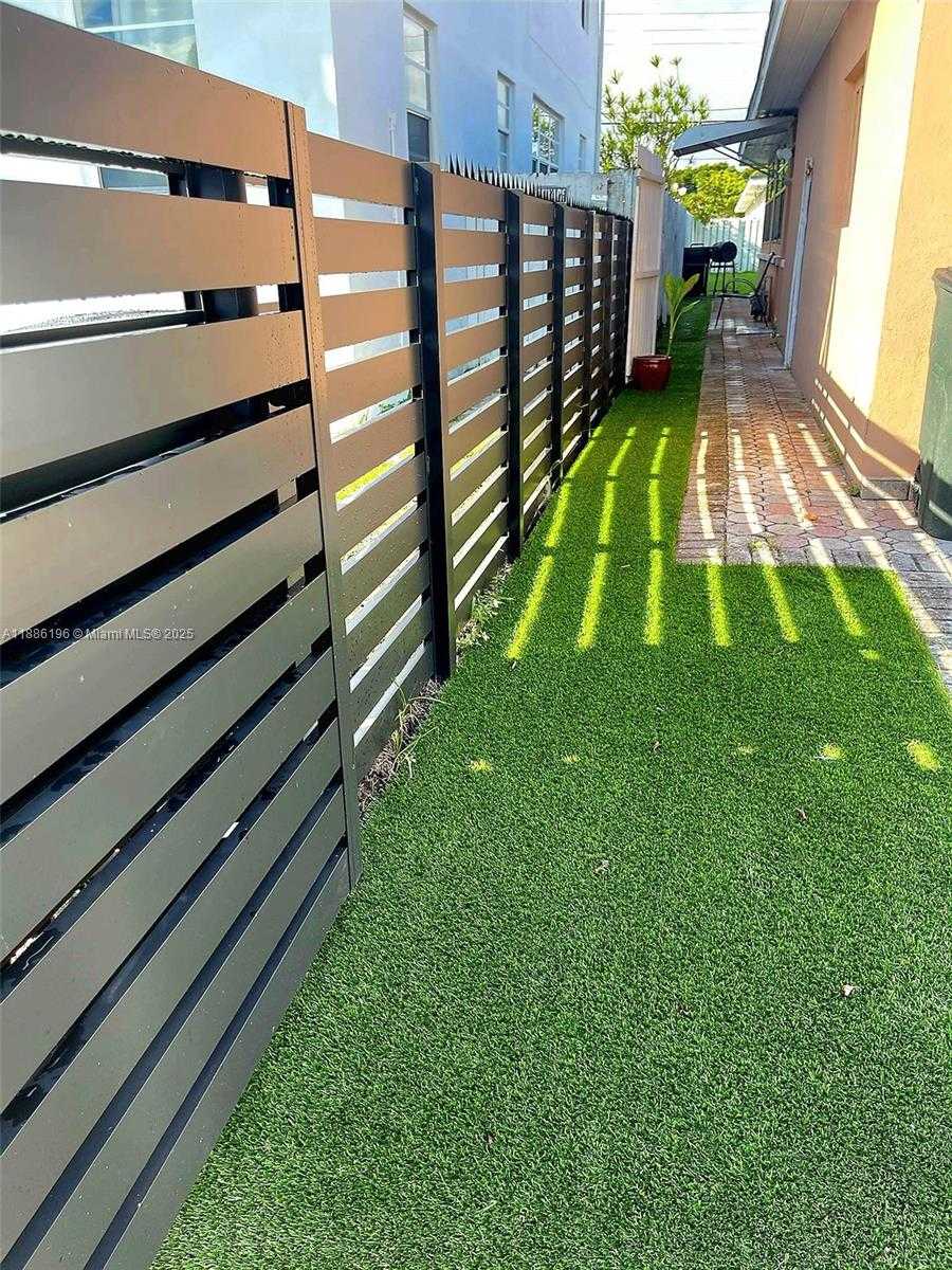 Small Image of 657 82ND ST, Miami Beach Number 4