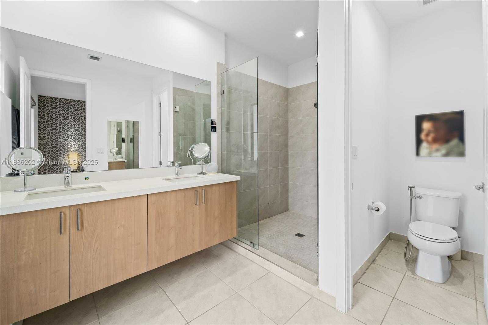 Small Image of 4420 NORTH WEST 81ST AVE, Doral Number 10