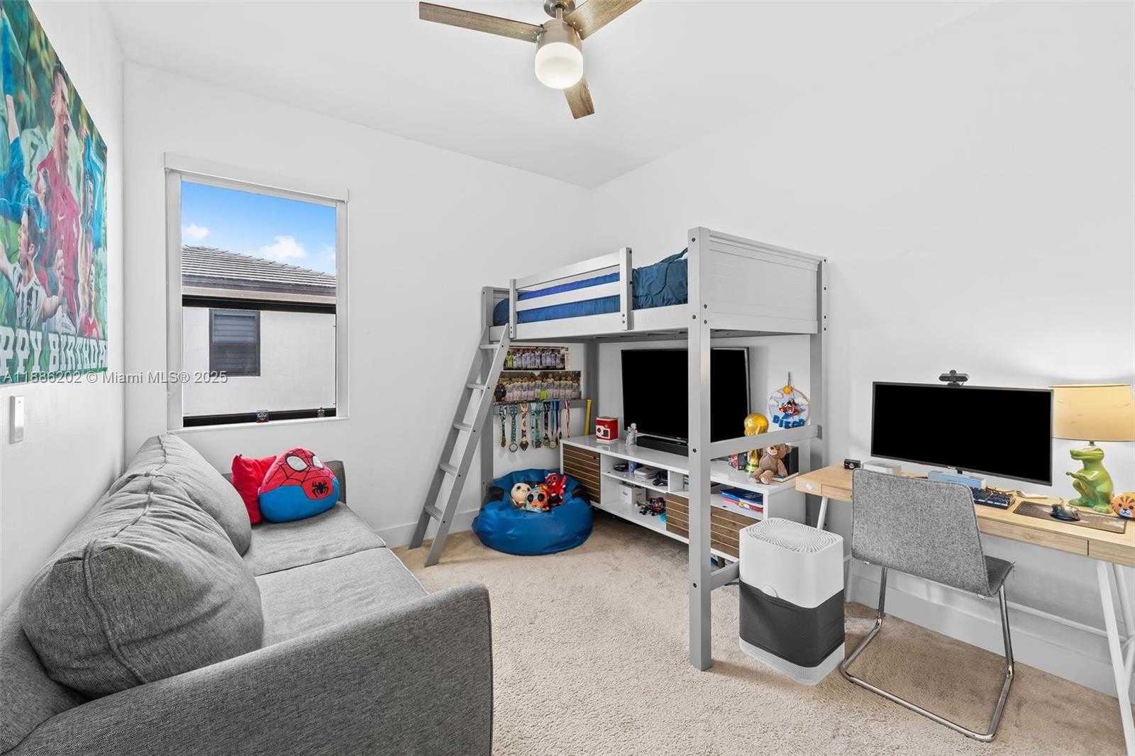 Small Image of 4420 NORTH WEST 81ST AVE, Doral Number 12