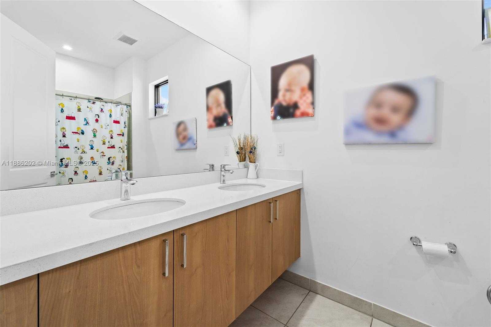 Small Image of 4420 NORTH WEST 81ST AVE, Doral Number 13