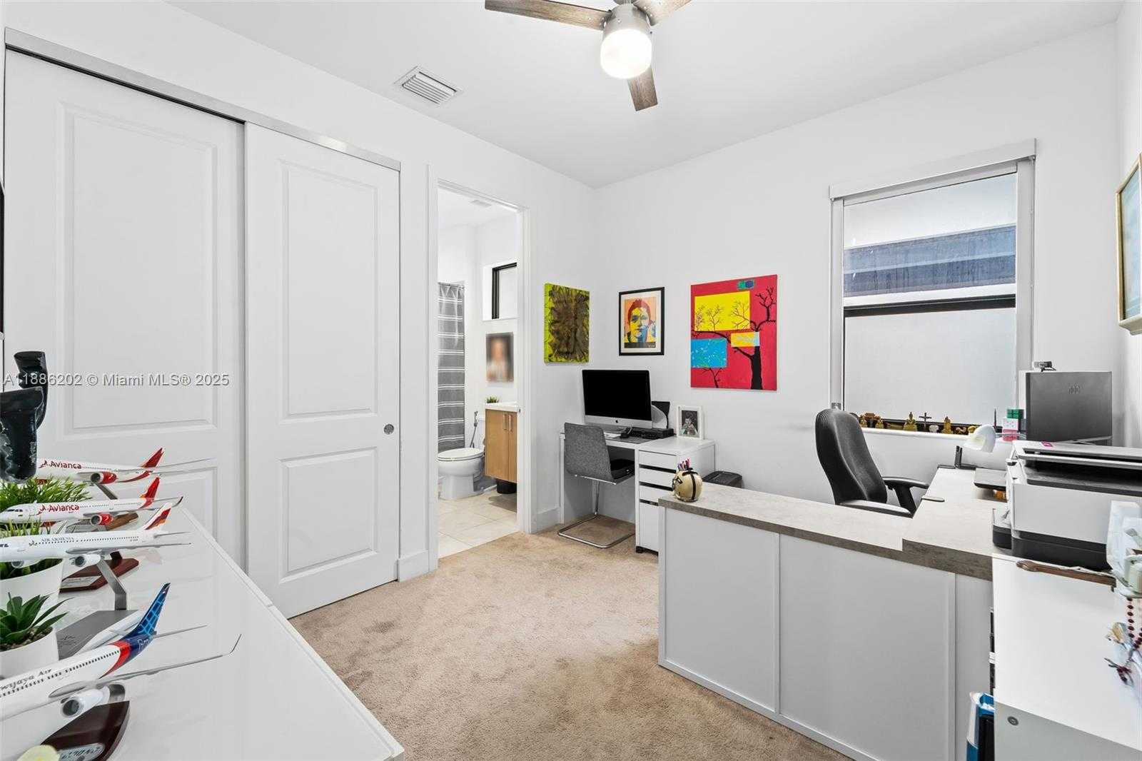 Small Image of 4420 NORTH WEST 81ST AVE, Doral Number 14