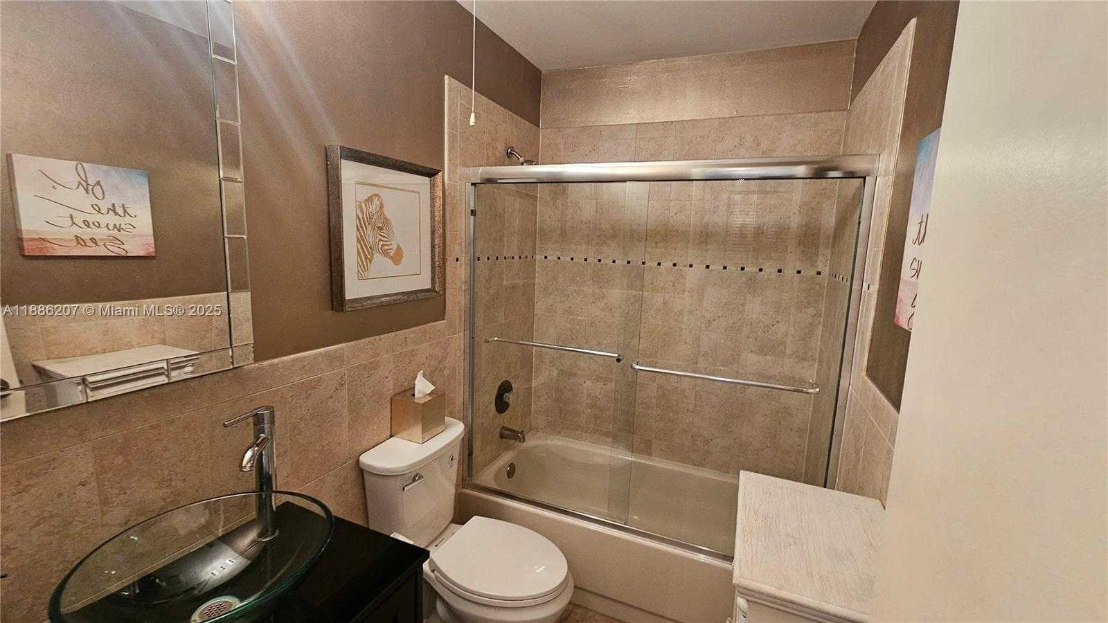 Small Image of 3544 MAGELLAN CIR #117, Aventura Number 25