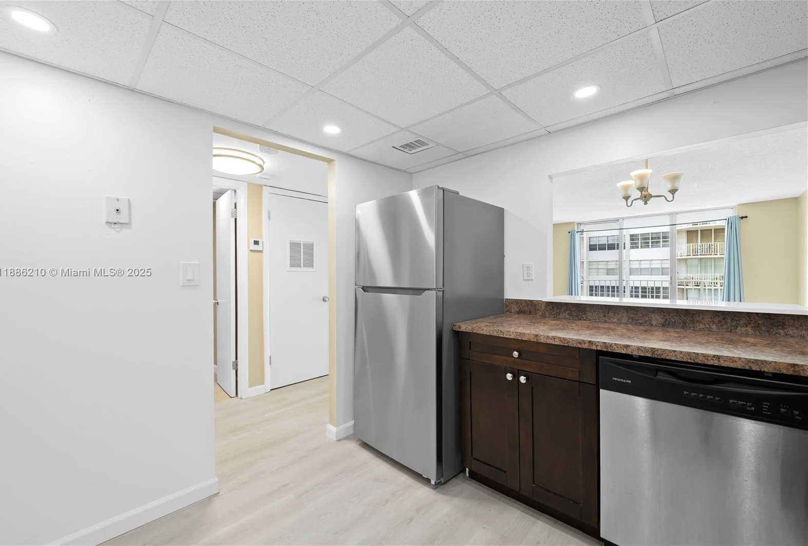 Small Image of 16740 NORTH EAST 9TH AVE #508, North Miami Beach Number 4