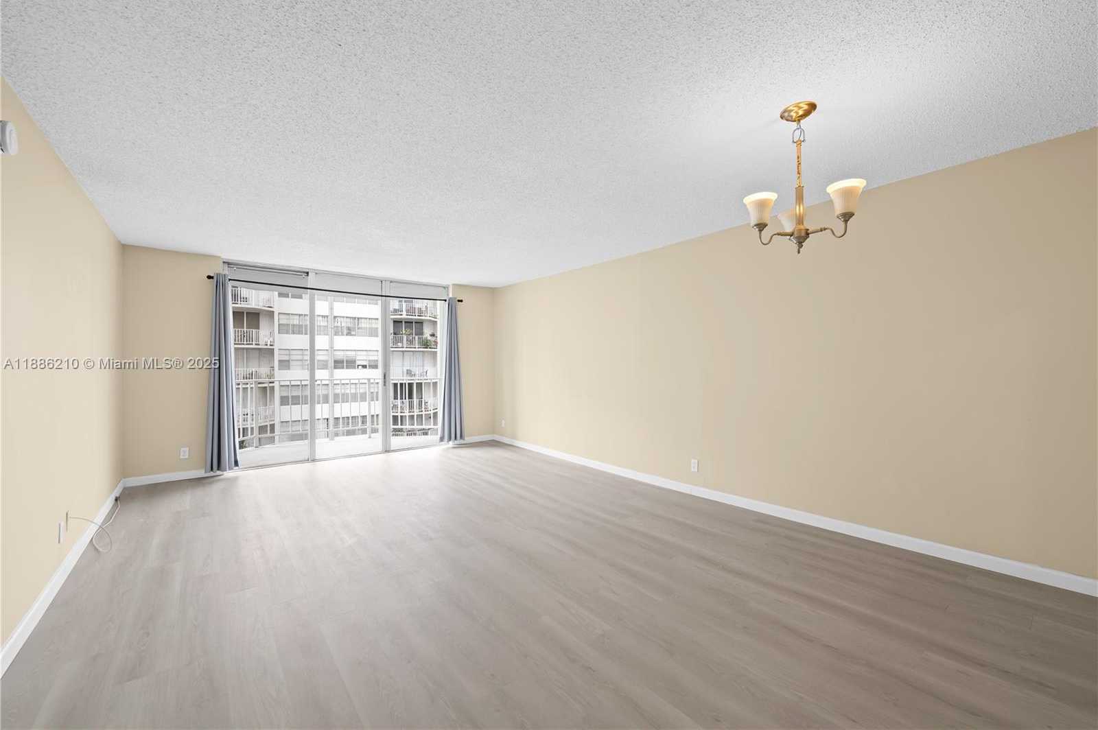 Small Image of 16740 NORTH EAST 9TH AVE #508, North Miami Beach Number 5