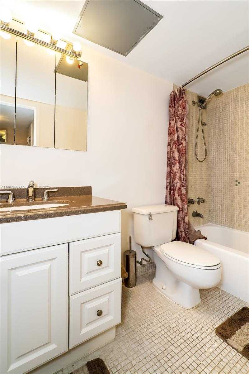Small Image of 2030 SOUTH OCEAN DR #1118, Hallandale Beach Number 24