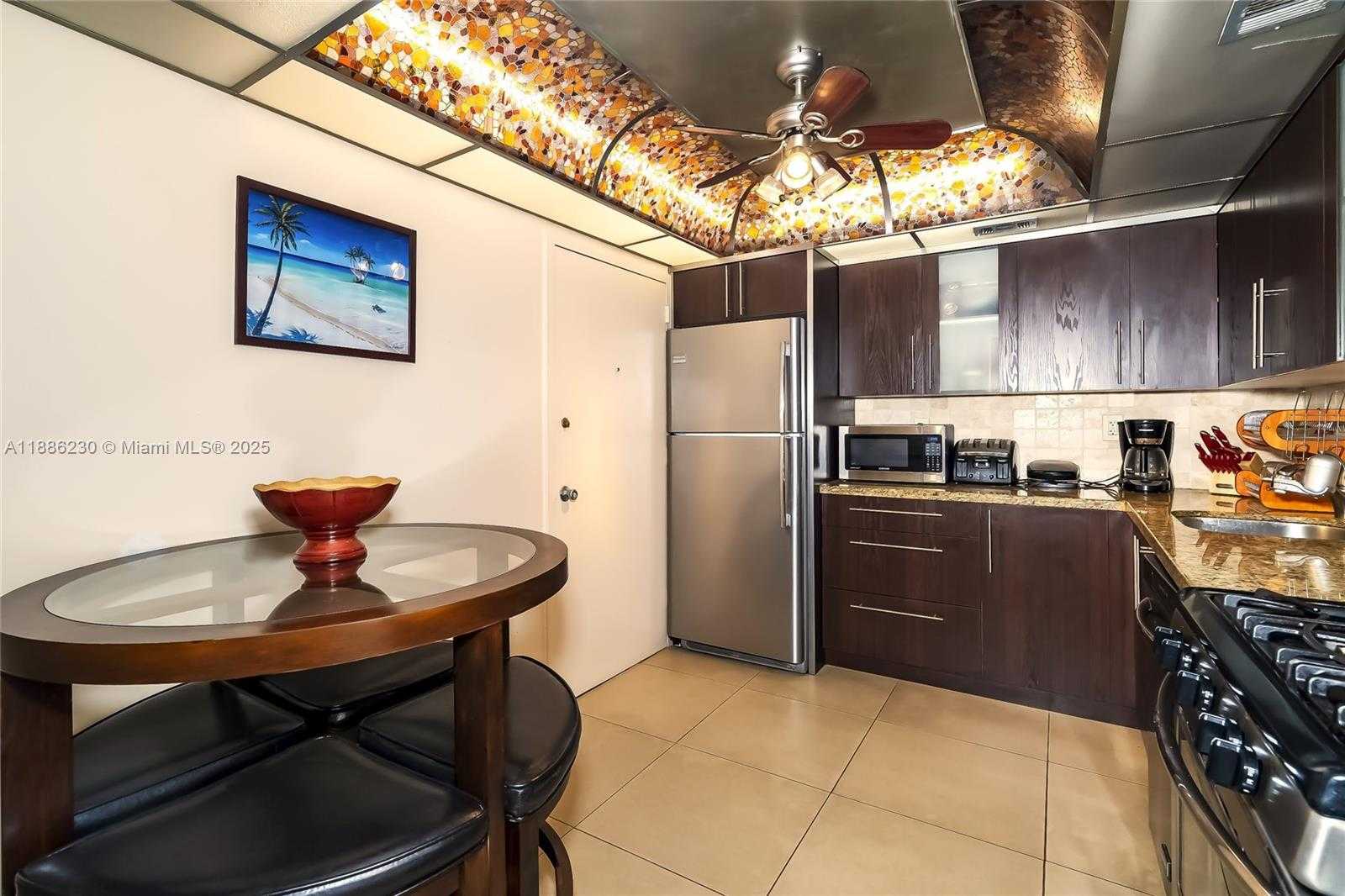 Small Image of 2030 SOUTH OCEAN DR #1118, Hallandale Beach Number 3
