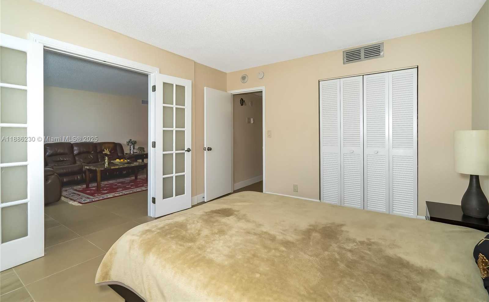 Small Image of 2030 SOUTH OCEAN DR #1118, Hallandale Beach Number 30