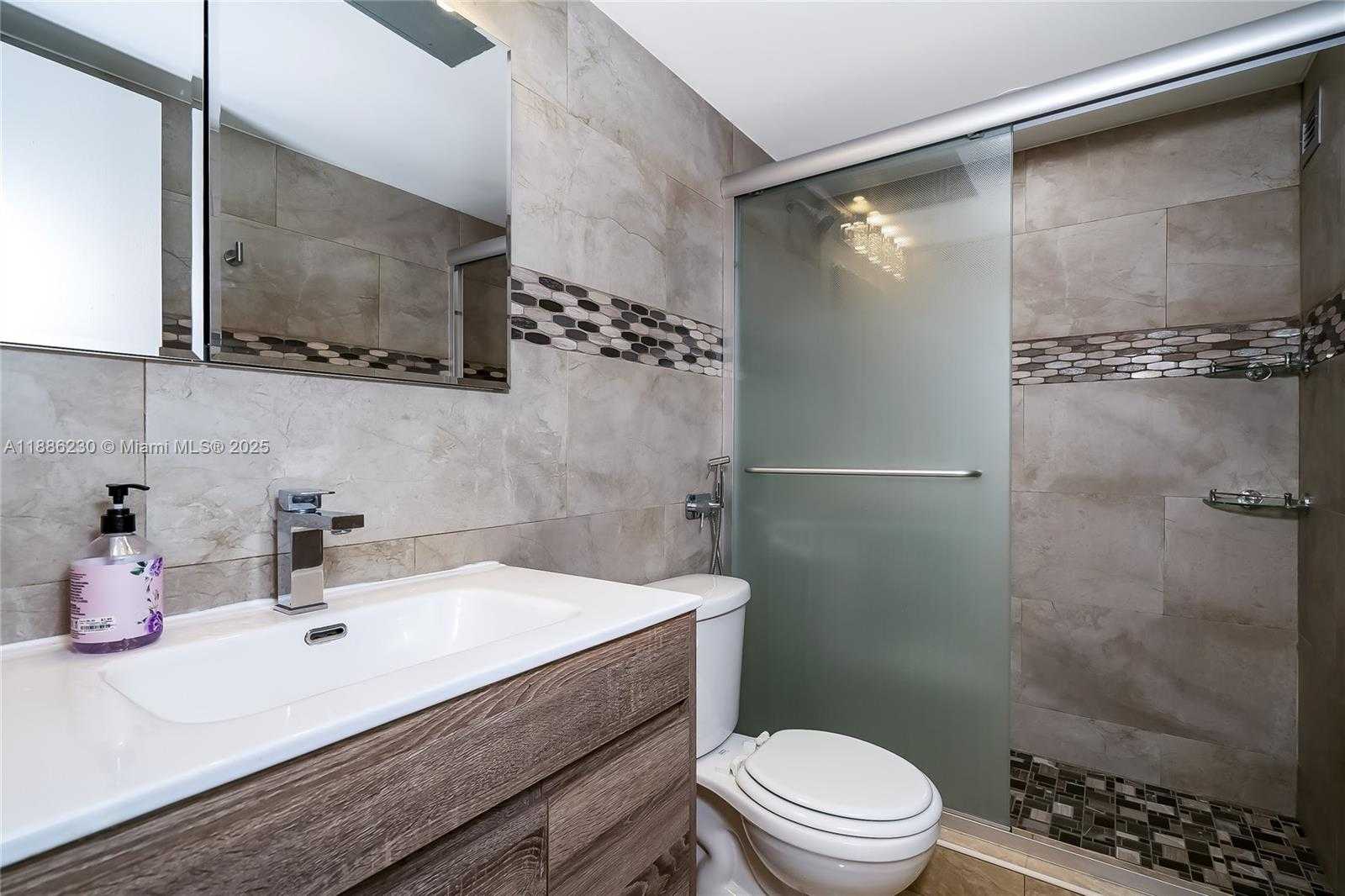 Small Image of 2030 SOUTH OCEAN DR #1118, Hallandale Beach Number 32