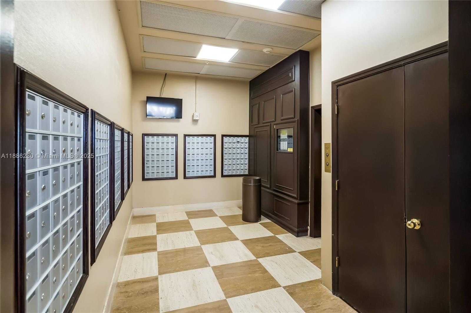 Small Image of 2030 SOUTH OCEAN DR #1118, Hallandale Beach Number 48