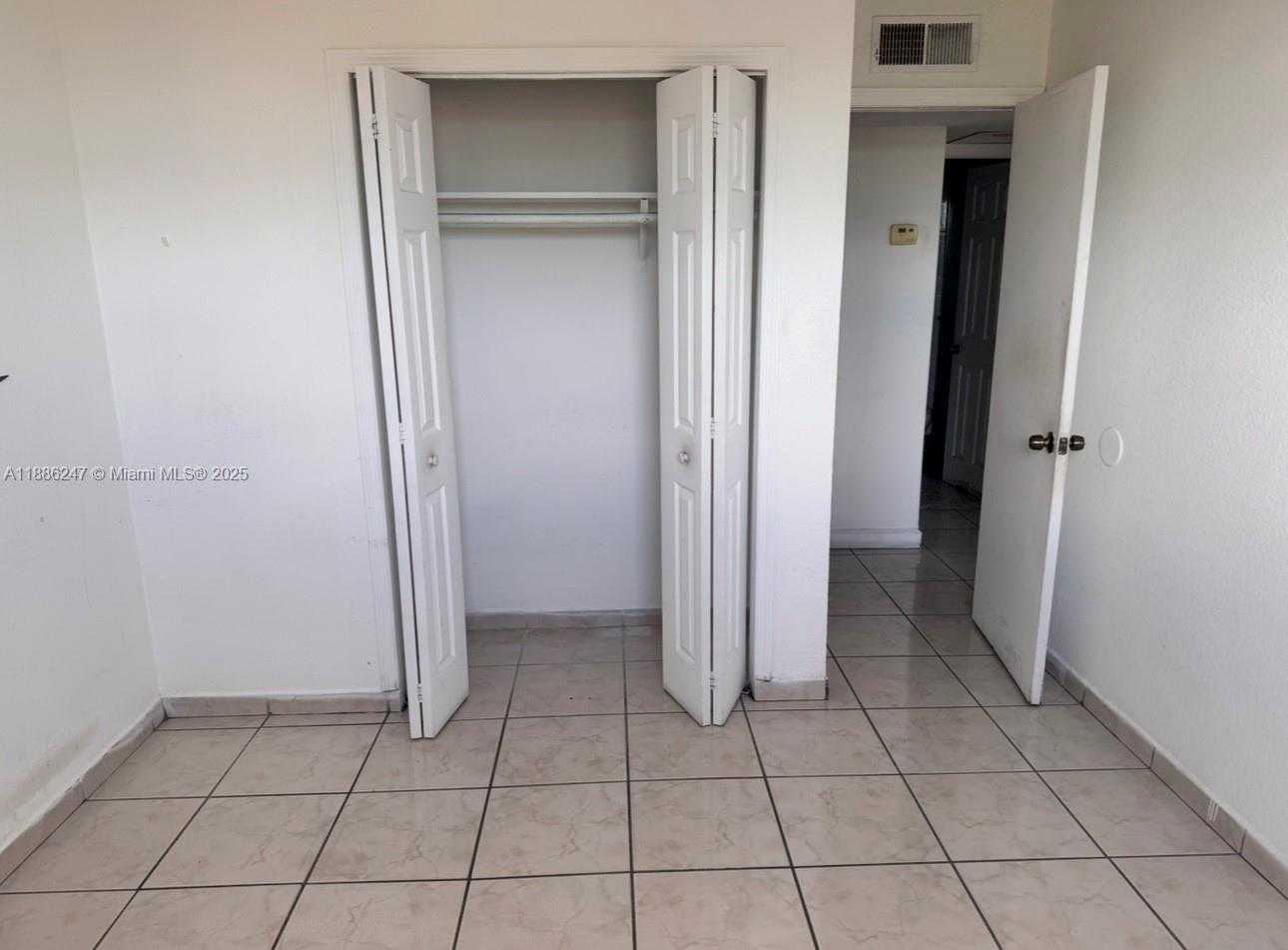Small Image of 606 WEST 81ST ST #303, Hialeah Number 7