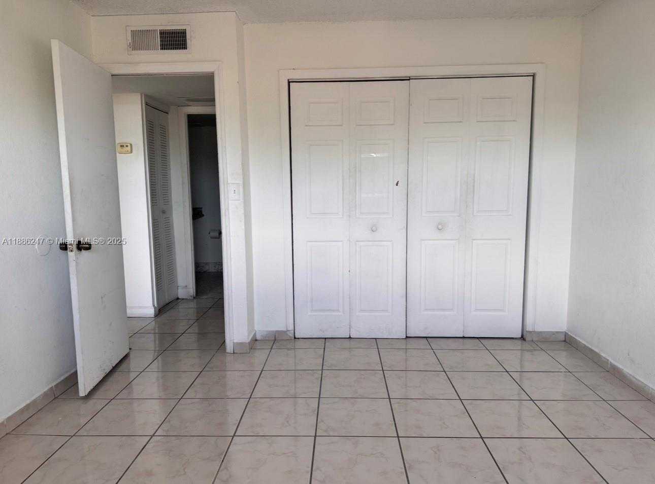 Small Image of 606 WEST 81ST ST #303, Hialeah Number 8