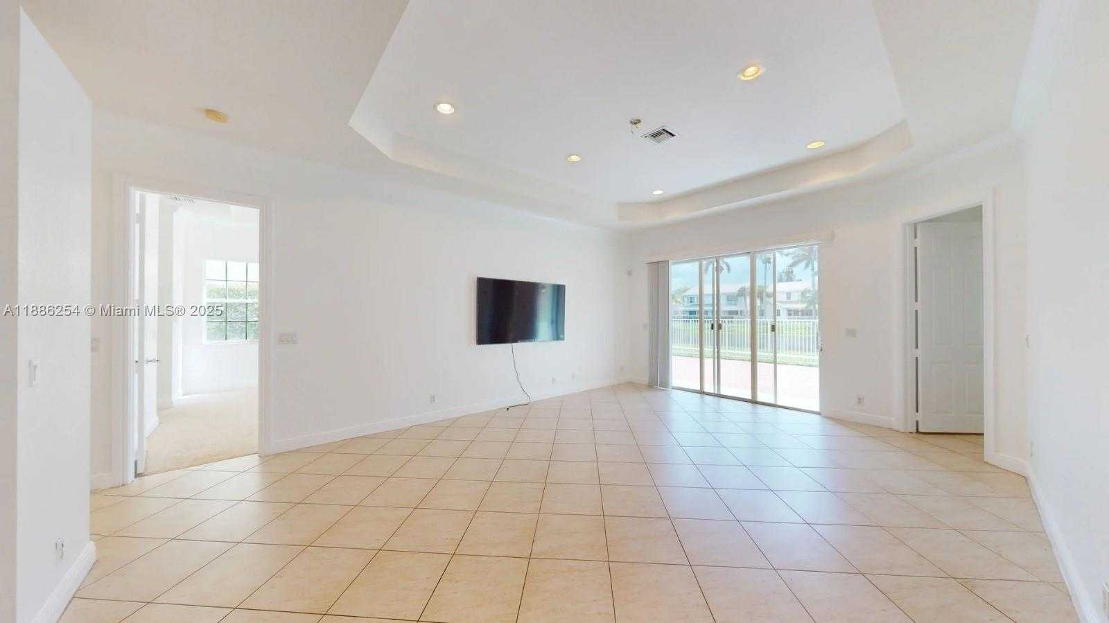 Small Image of 4713 VILLAGE WAY #4713, Davie Number 15