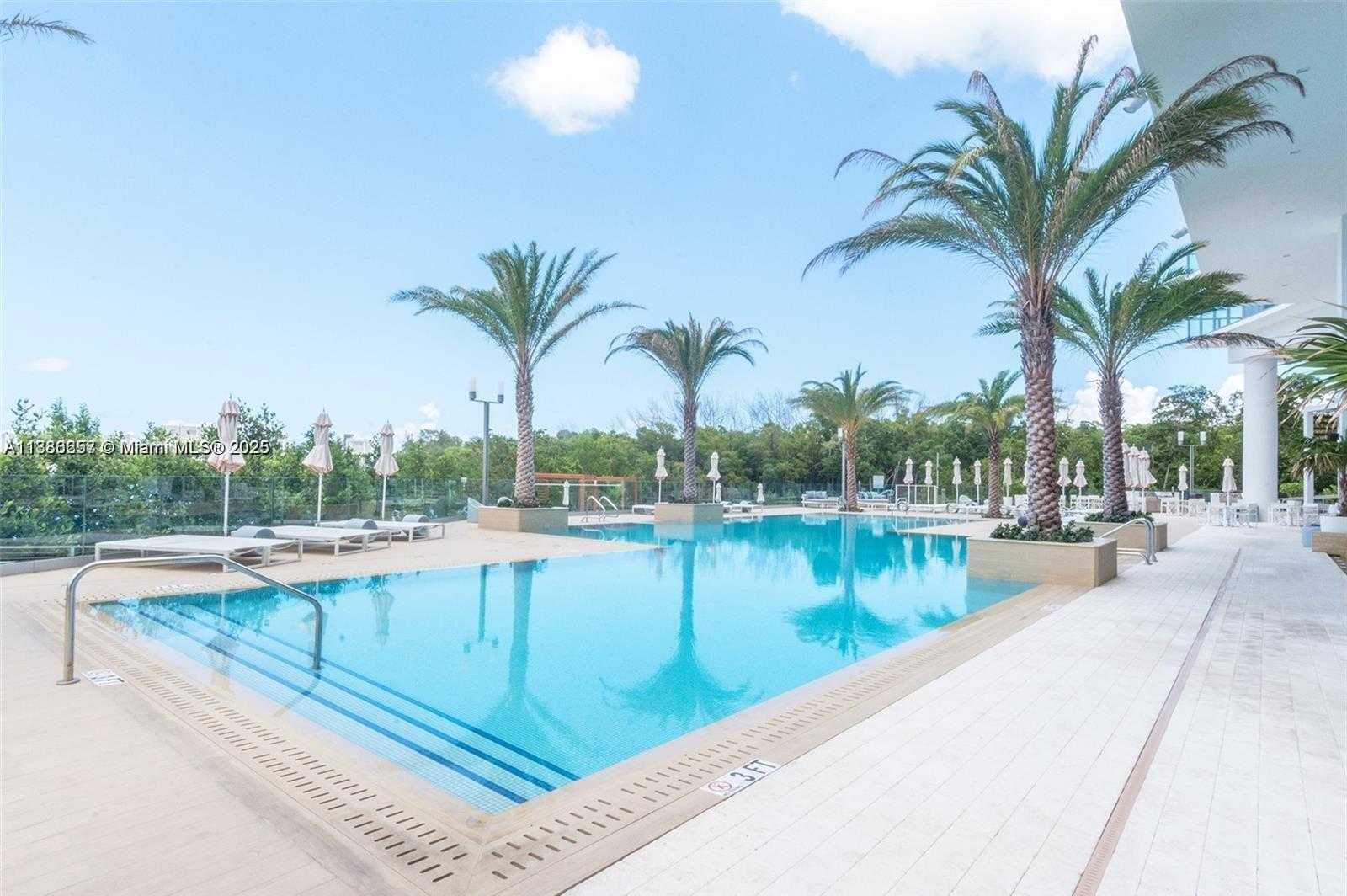 Small Image of 16385 BISCAYNE BLVD #904, North Miami Beach Number 25