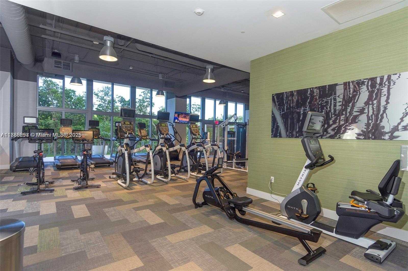 Small Image of 16385 BISCAYNE BLVD #904, North Miami Beach Number 28