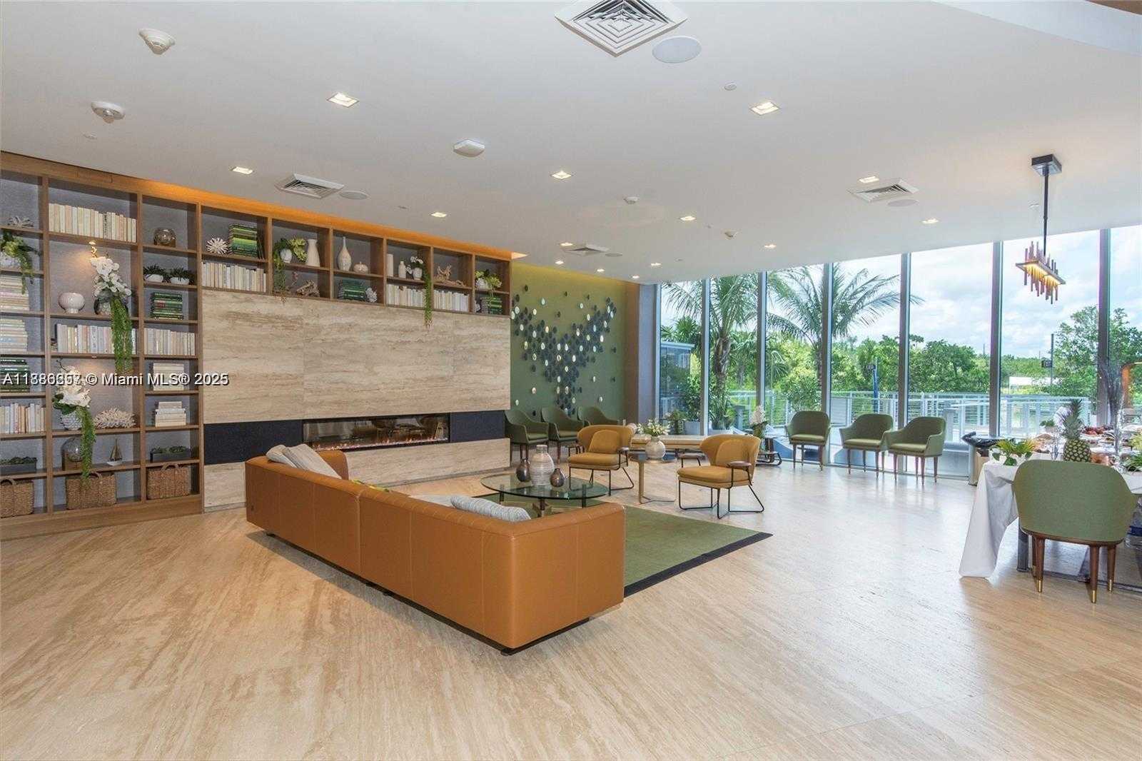Small Image of 16385 BISCAYNE BLVD #904, North Miami Beach Number 32
