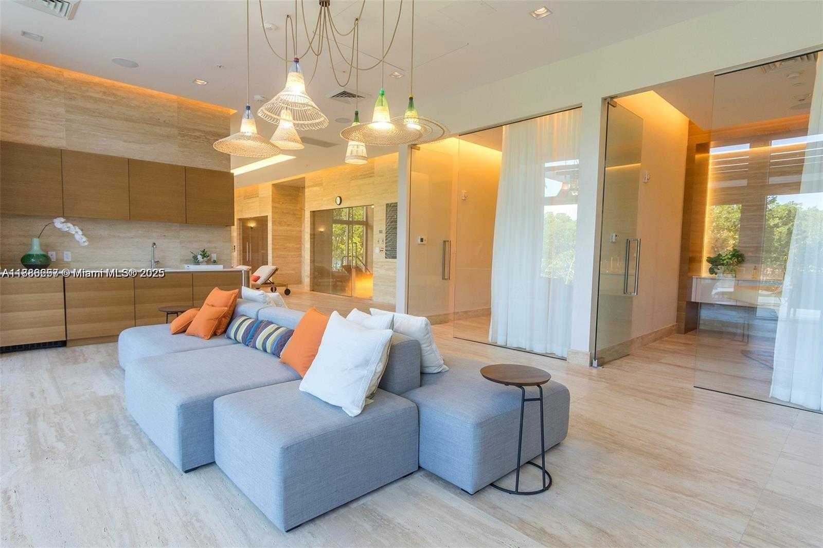 Small Image of 16385 BISCAYNE BLVD #904, North Miami Beach Number 35