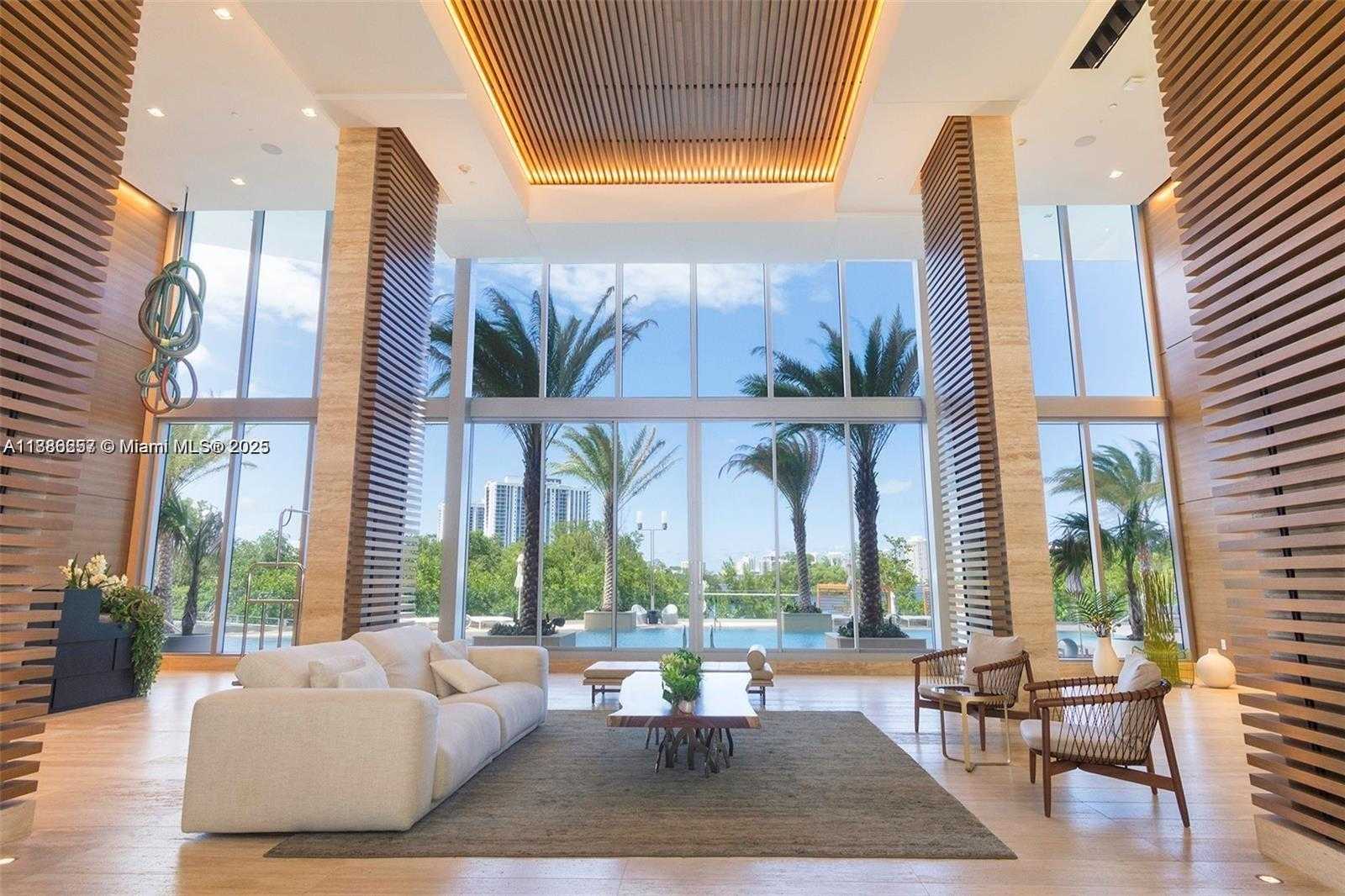 Small Image of 16385 BISCAYNE BLVD #904, North Miami Beach Number 36