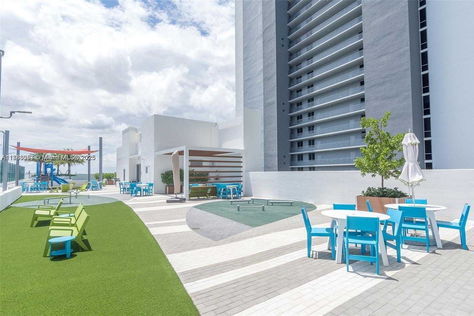 Small Image of 16385 BISCAYNE BLVD #904, North Miami Beach Number 39
