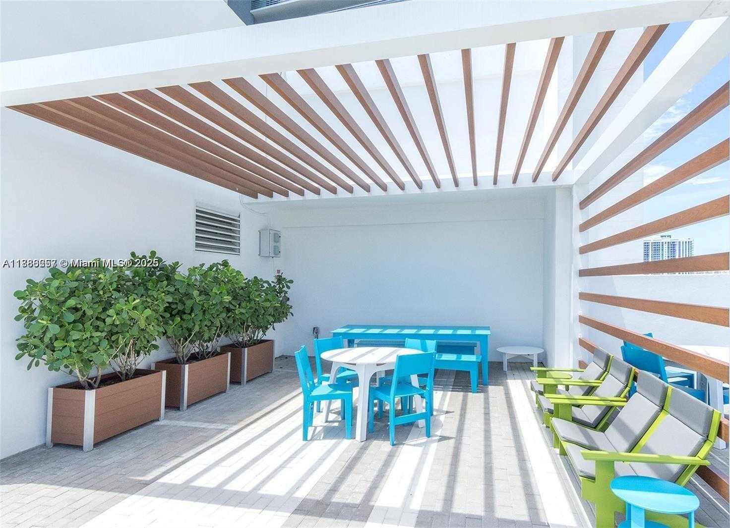 Small Image of 16385 BISCAYNE BLVD #904, North Miami Beach Number 40