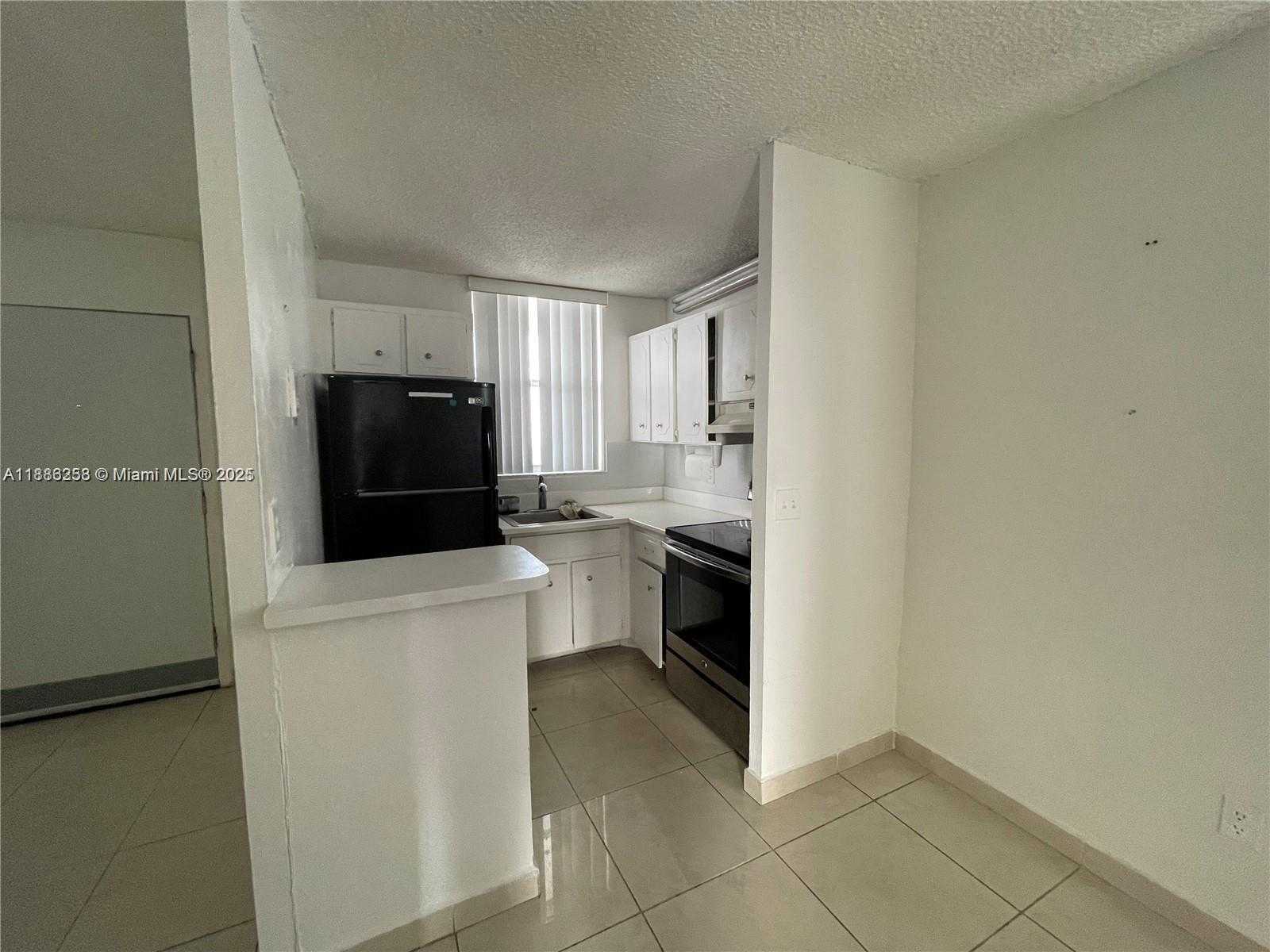 Small Image of 1801 SOUTH TREASURE DR #525, North Bay Village Number 14