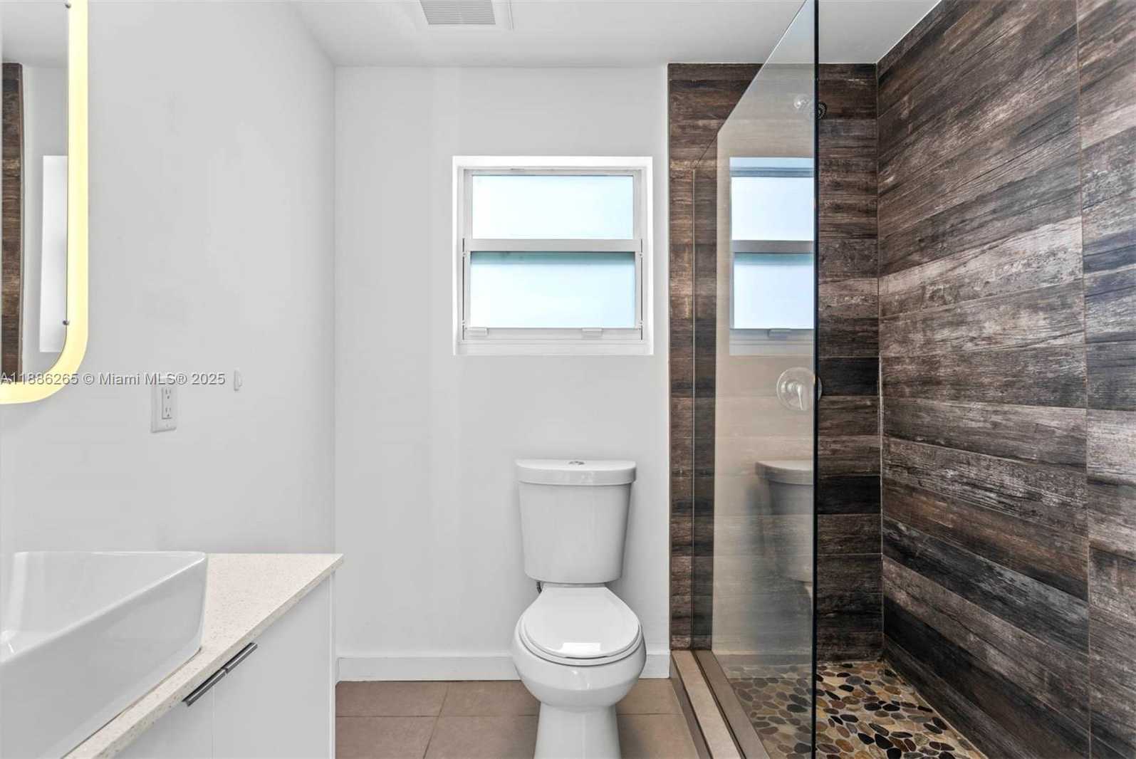 Small Image of 737 NORTH WEST 4TH ST, Hallandale Beach Number 13