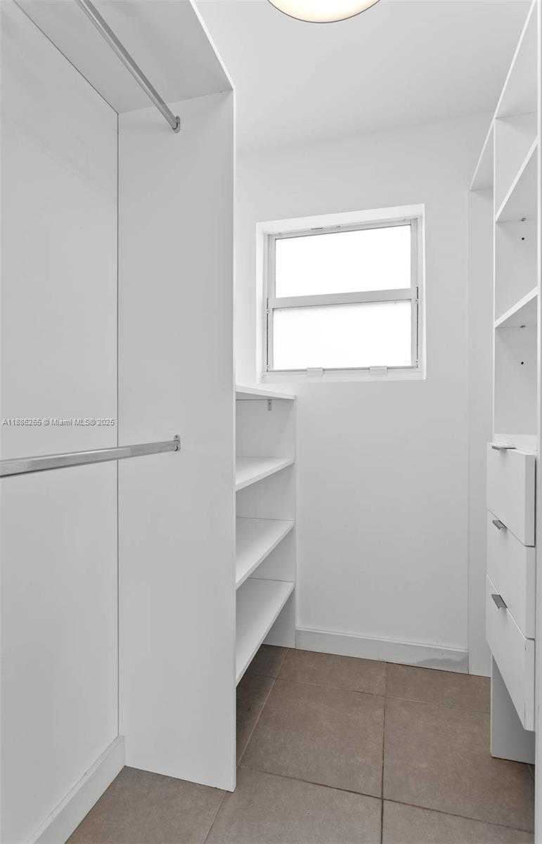 Small Image of 737 NORTH WEST 4TH ST, Hallandale Beach Number 16