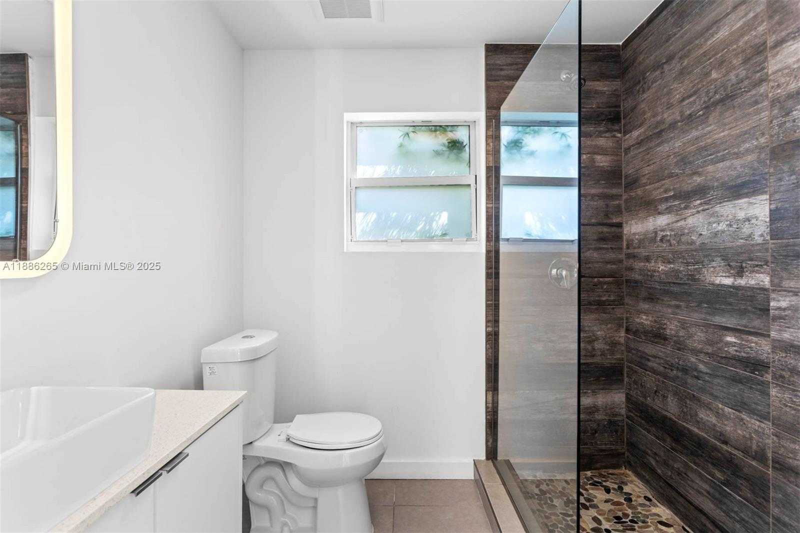 Small Image of 737 NORTH WEST 4TH ST, Hallandale Beach Number 19