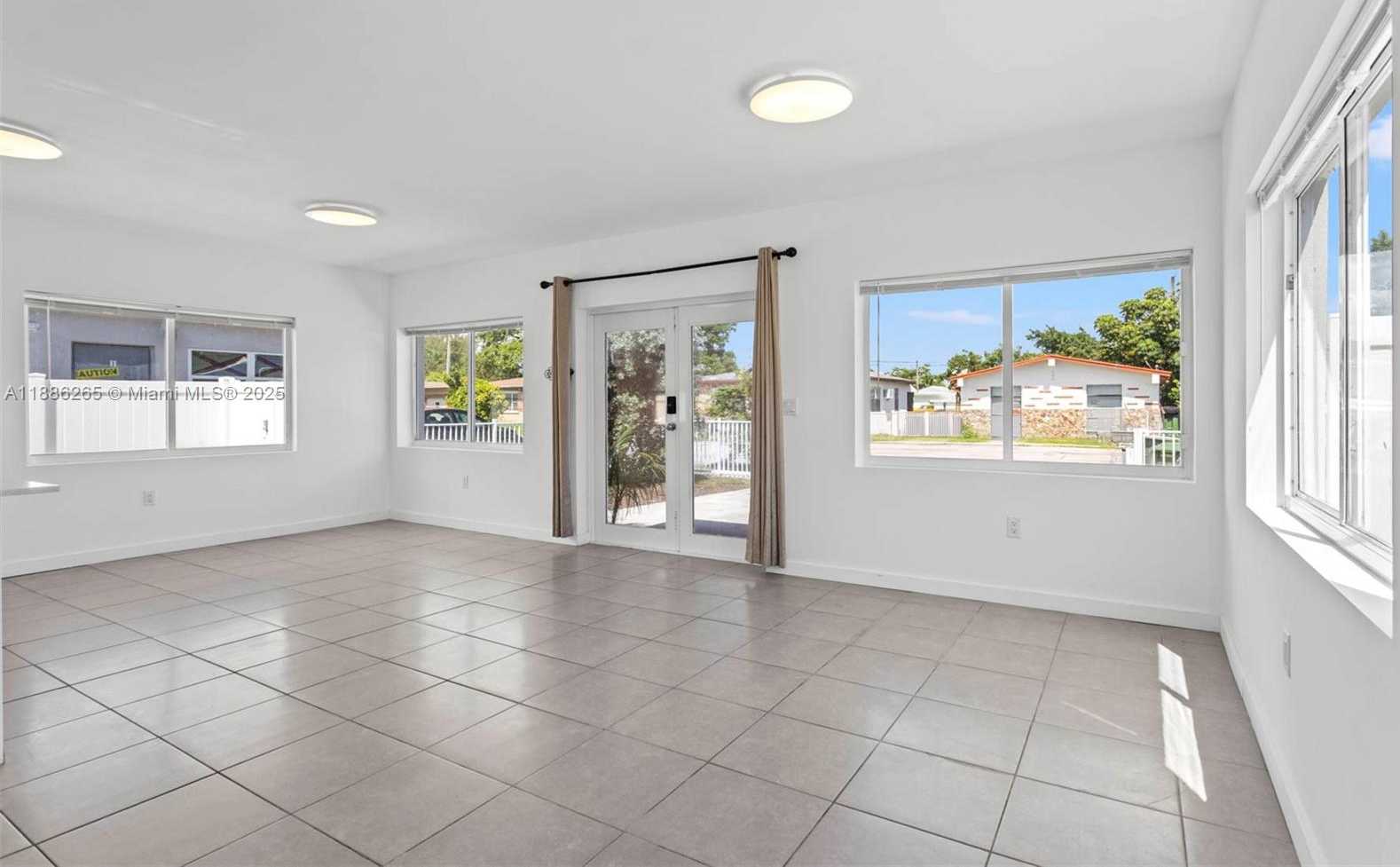 Small Image of 737 NORTH WEST 4TH ST, Hallandale Beach Number 3