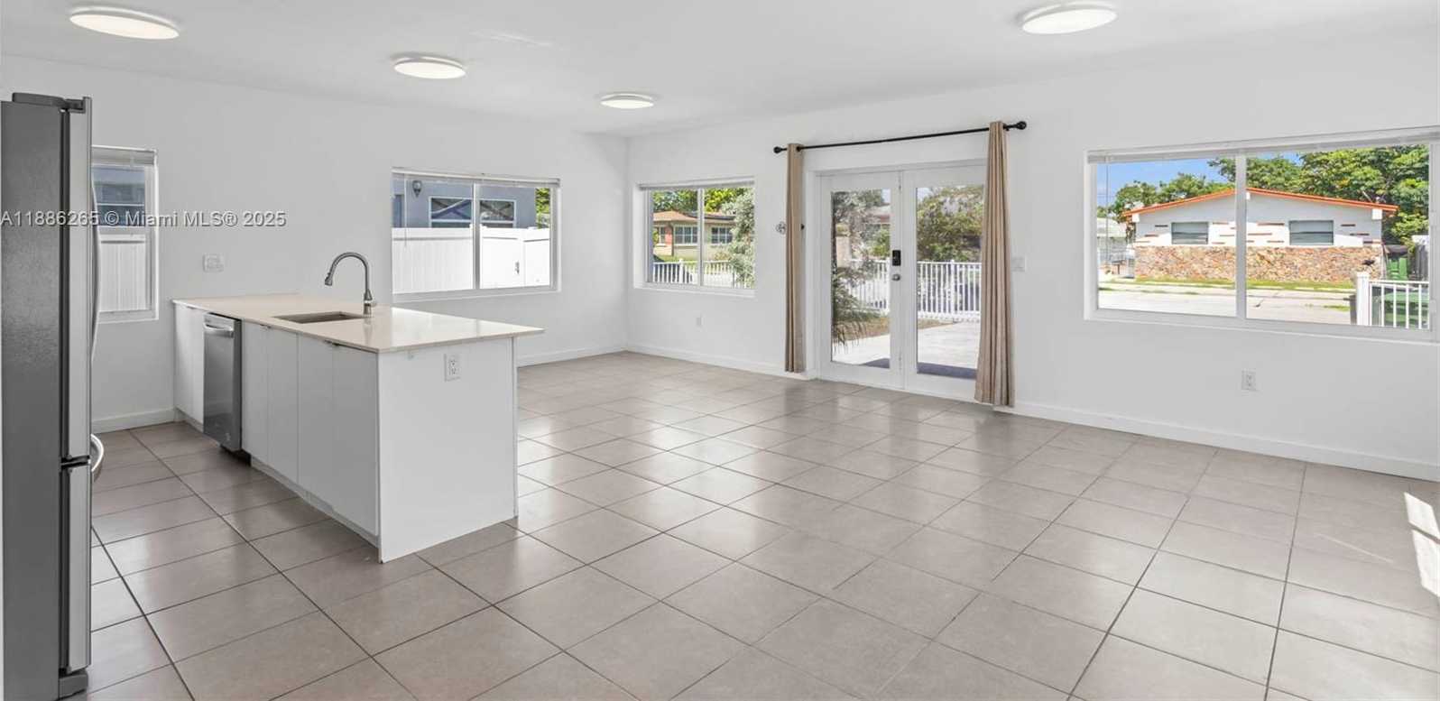 Small Image of 737 NORTH WEST 4TH ST, Hallandale Beach Number 6