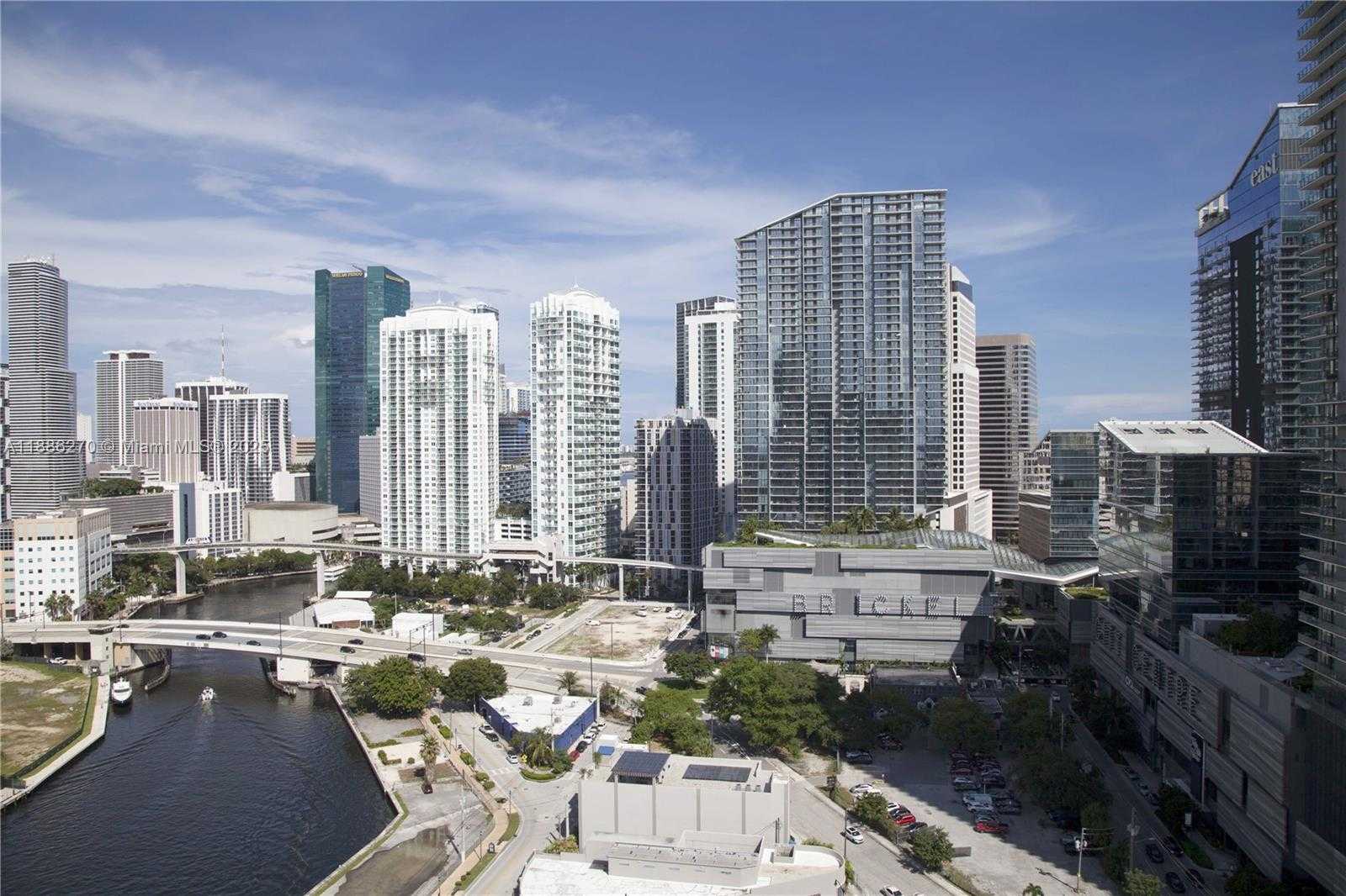 Small Image of 690 SOUTH WEST 1ST CT #2522, Miami Number 13