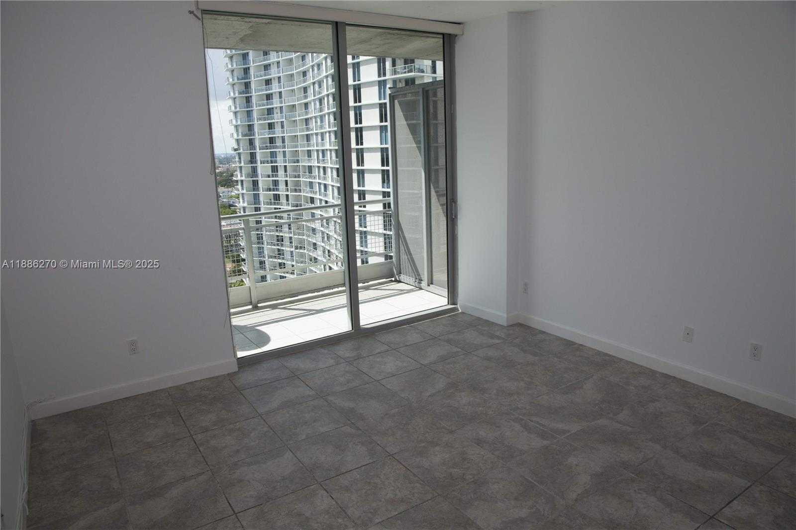 Small Image of 690 SOUTH WEST 1ST CT #2522, Miami Number 5