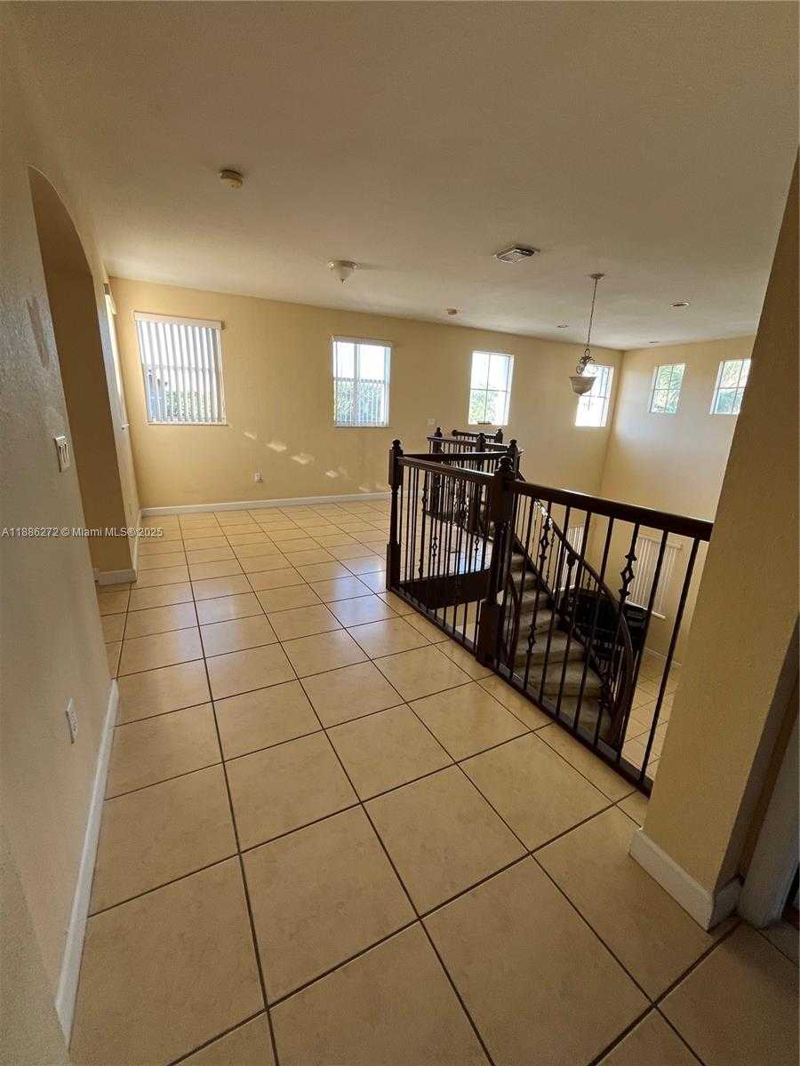Small Image of 9140 SOUTH WEST 153RD AVE, Miami Number 14