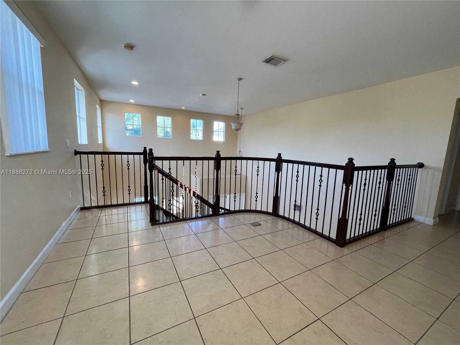 Small Image of 9140 SOUTH WEST 153RD AVE, Miami Number 17