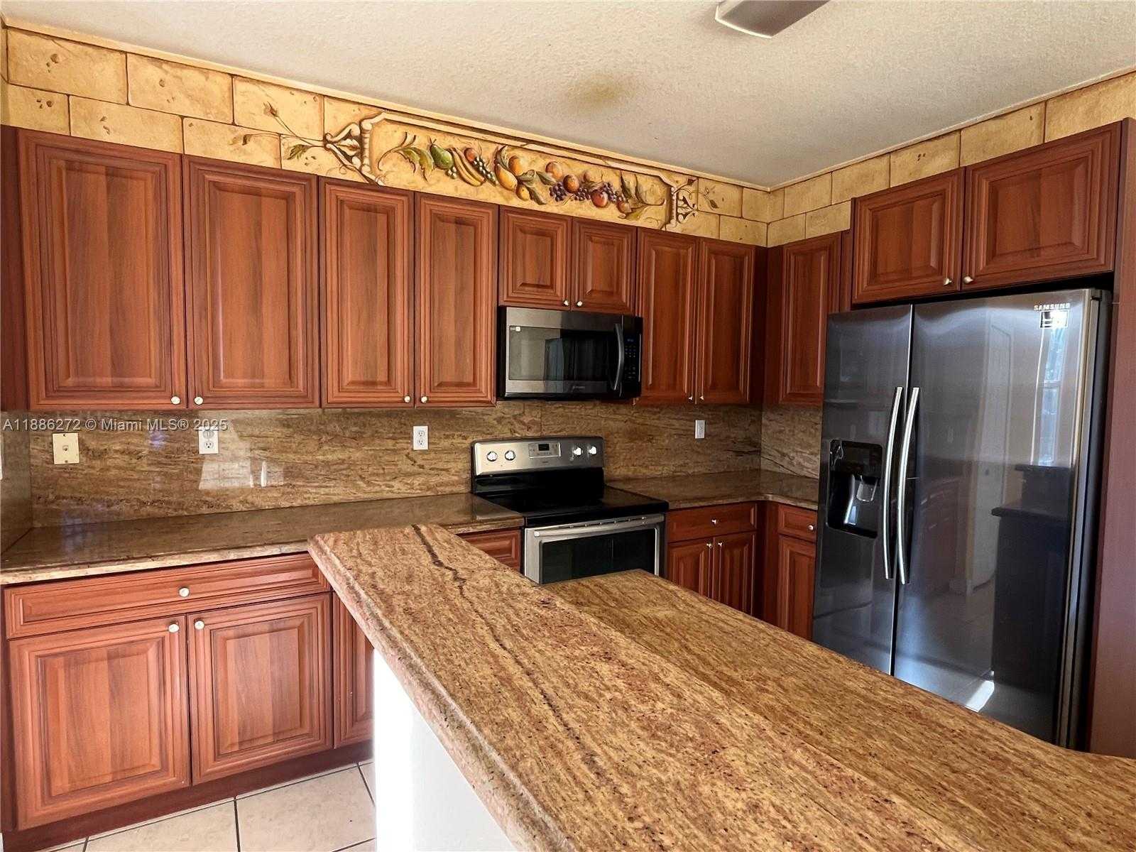 Small Image of 9140 SOUTH WEST 153RD AVE, Miami Number 34