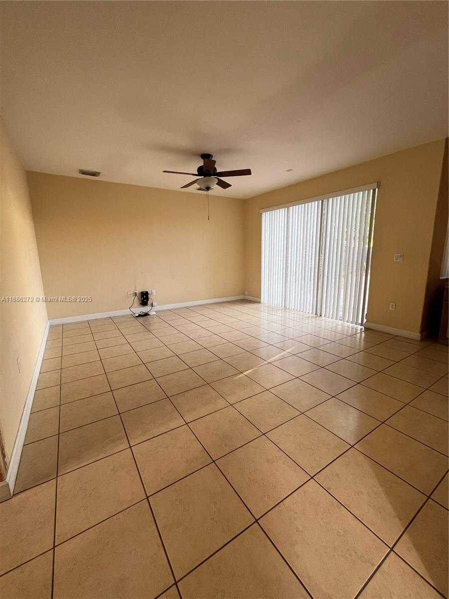 Small Image of 9140 SOUTH WEST 153RD AVE, Miami Number 41