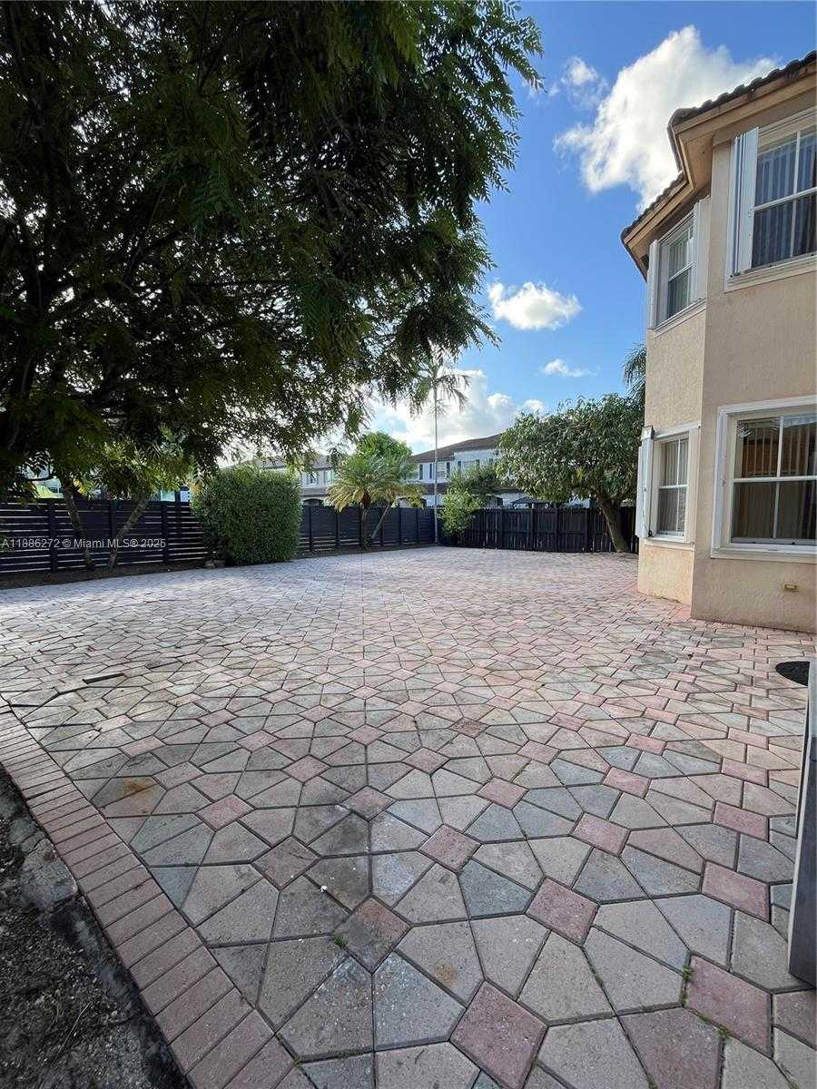 Small Image of 9140 SOUTH WEST 153RD AVE, Miami Number 6
