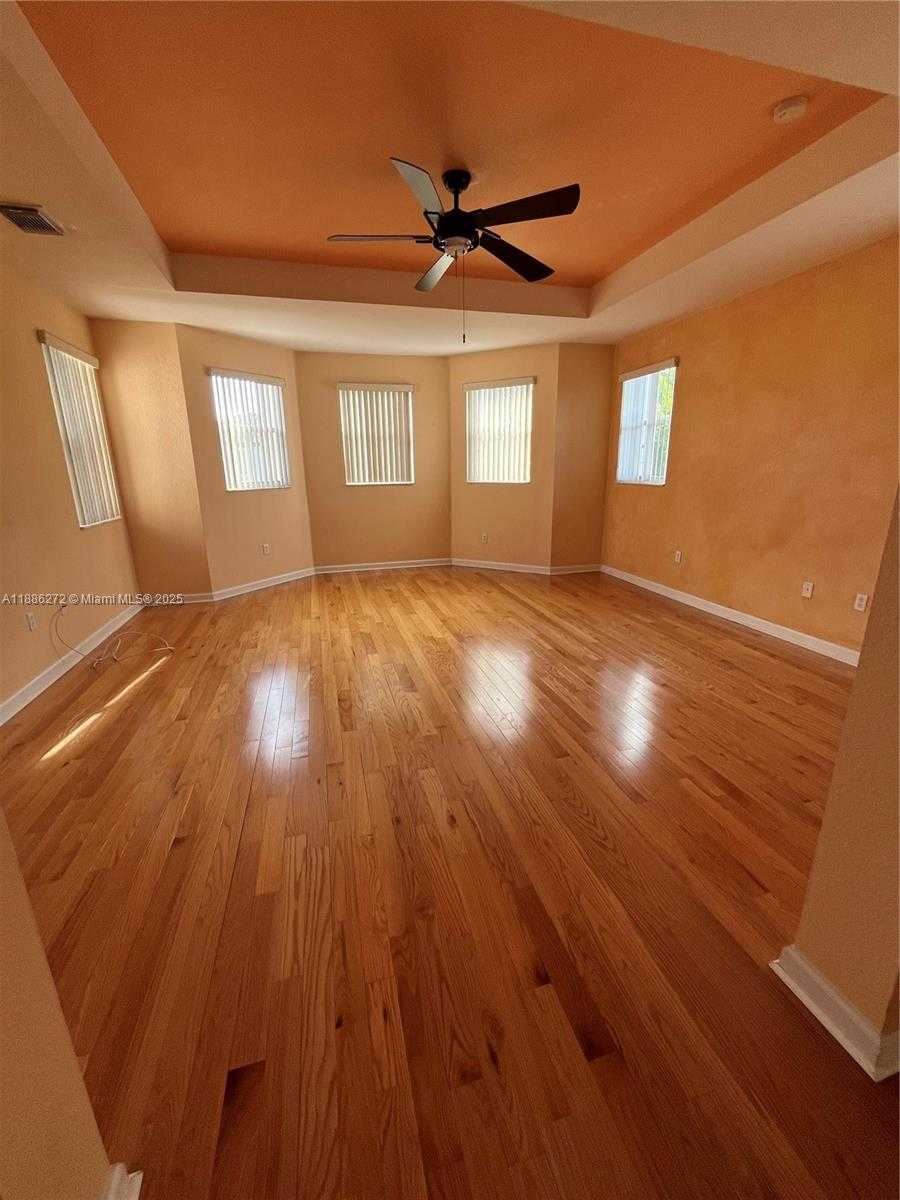 Small Image of 9140 SOUTH WEST 153RD AVE, Miami Number 8