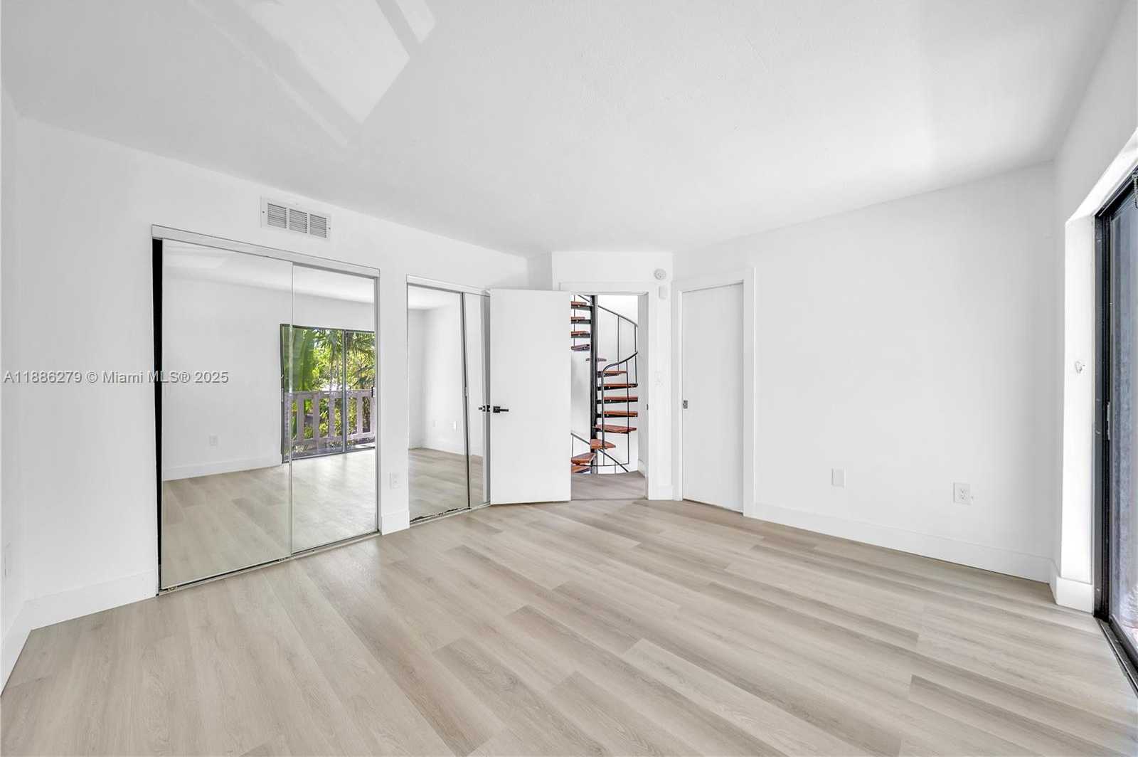 Small Image of 2745 SOUTH WEST 32ND AVE #2745, Miami Number 13
