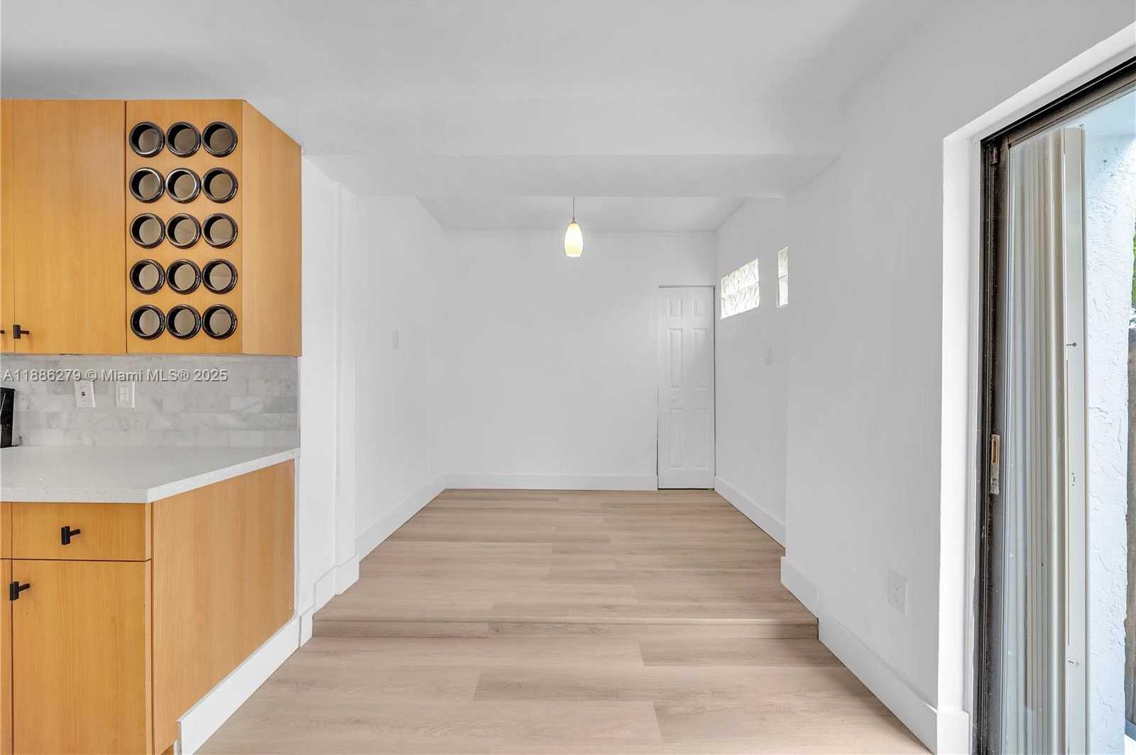 Small Image of 2745 SOUTH WEST 32ND AVE #2745, Miami Number 4