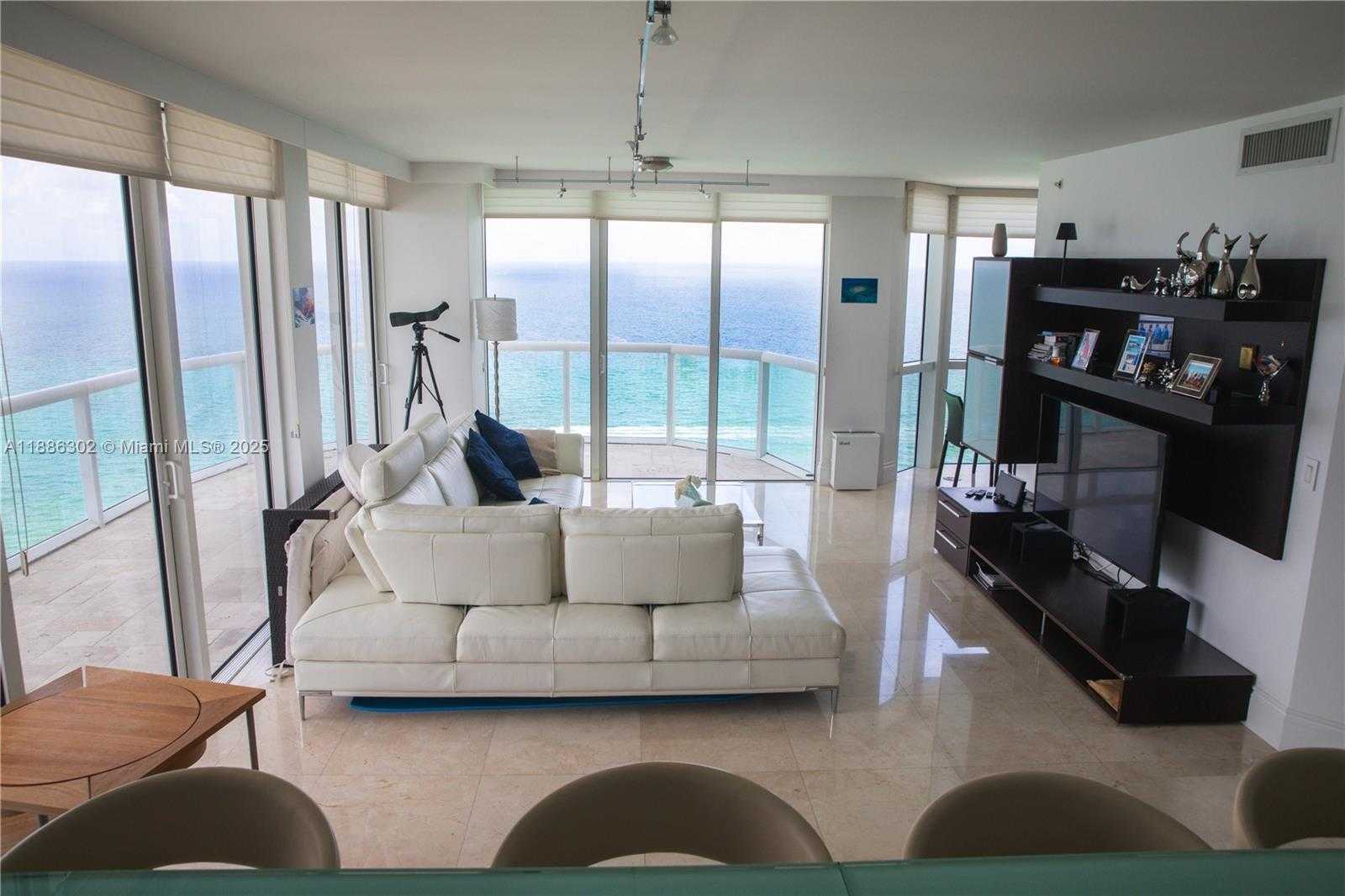 Small Image of 6365 COLLINS AVE #3201, Miami Beach Number 2